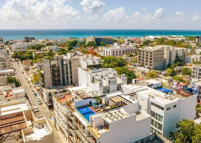Condo At Icono 3 Bedrooms Close 5Th